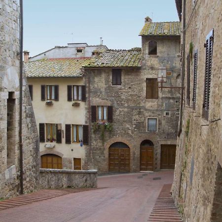 Il Prunello - Una Casa Tra Le Torri ซานจีมิญญาโน ภายนอก รูปภาพ