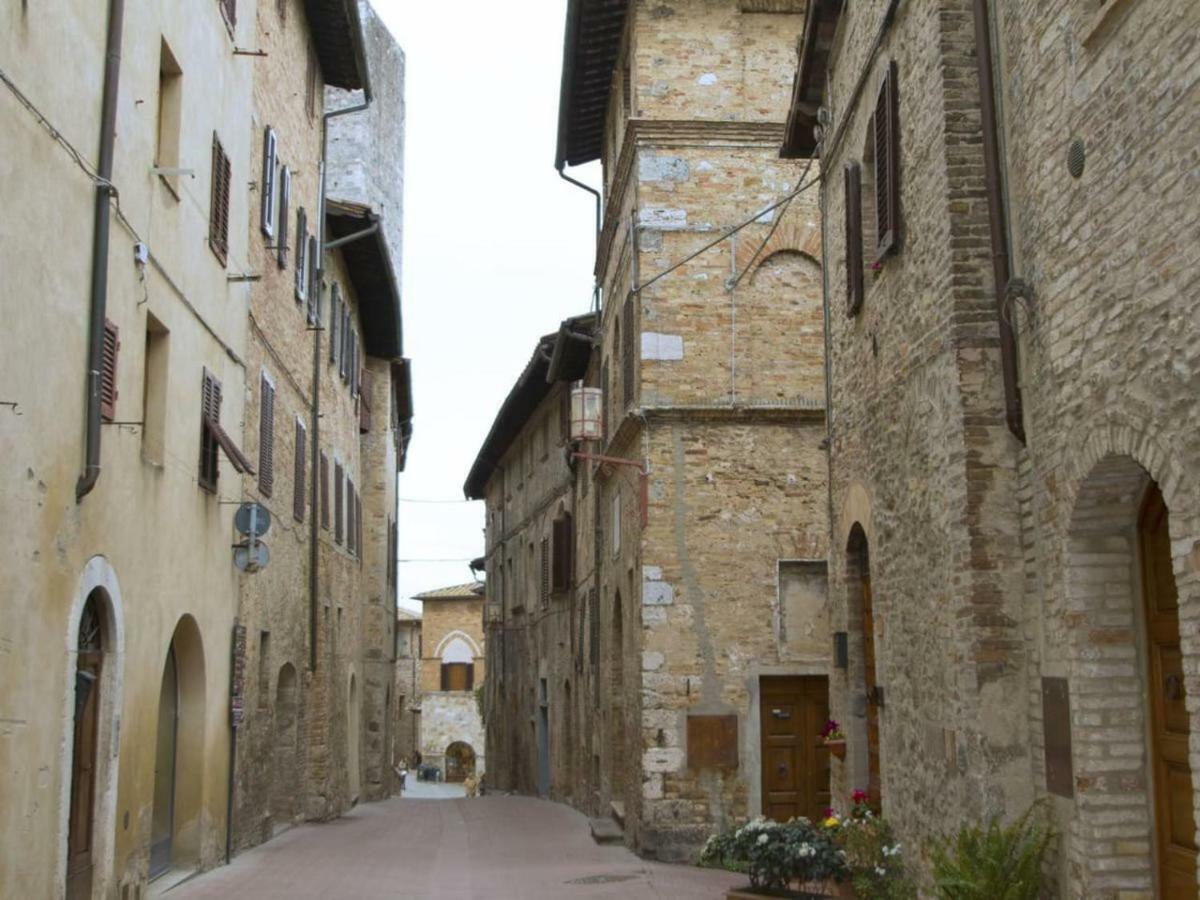 Il Prunello - Una Casa Tra Le Torri ซานจีมิญญาโน ภายนอก รูปภาพ